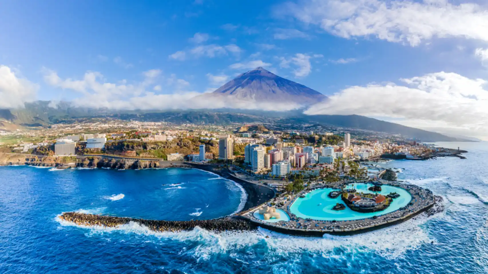 Parques acuáticos, cetáceos y playas: Canarias en familia